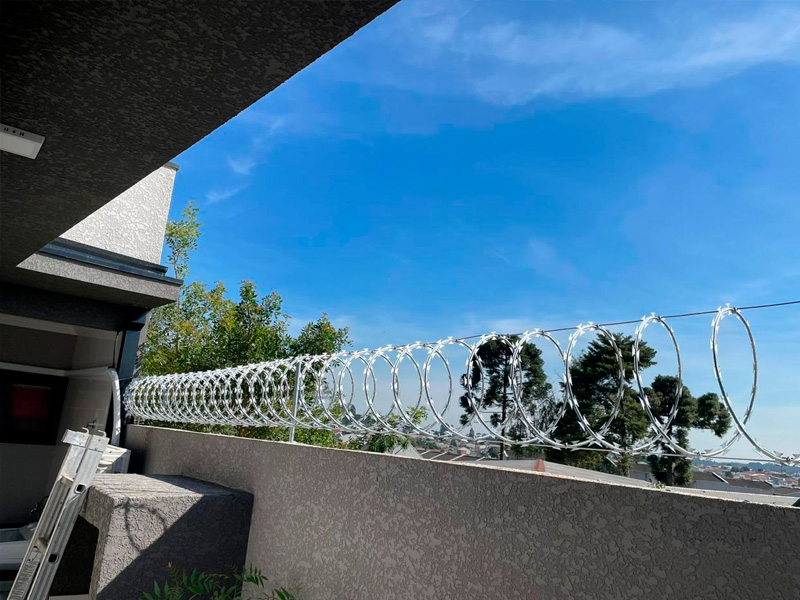 Cerca Concertina em Curitiba 04p